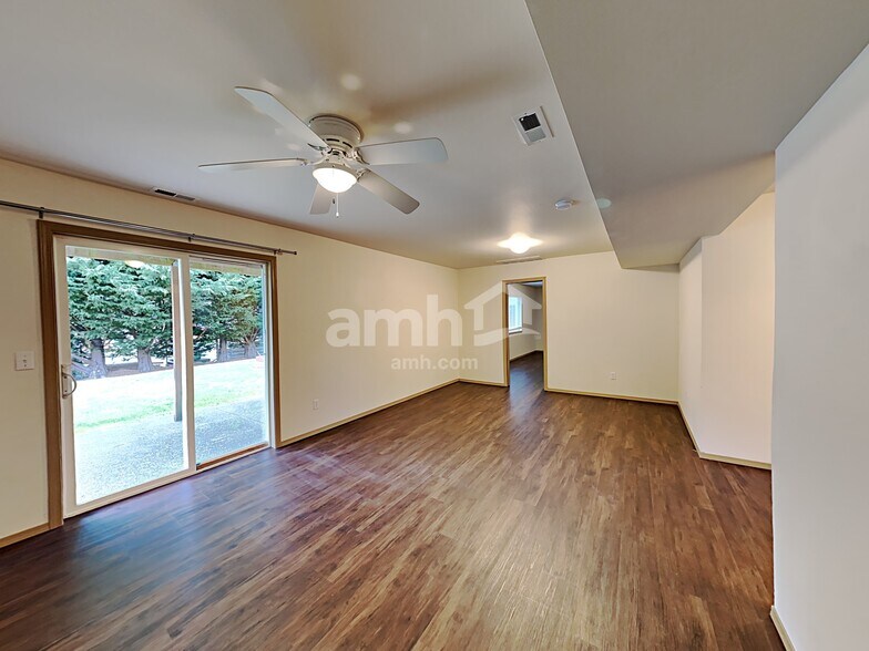 Building Photo - 24714 106th Avenue Ct E