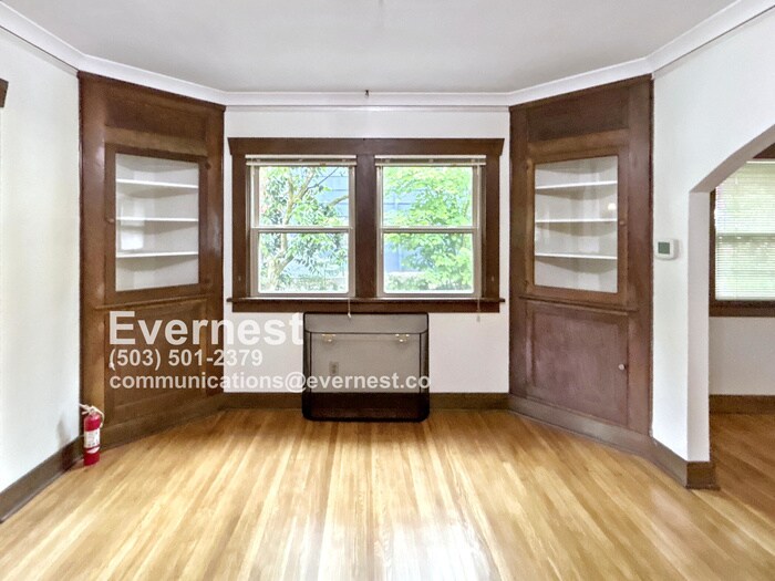 Building Photo - 22 NE 69th Ave