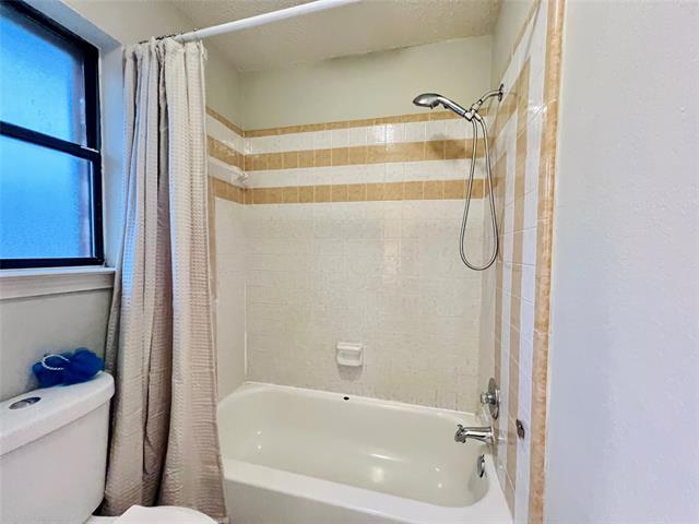 Building Photo - 6301 Hunters Glen Dr