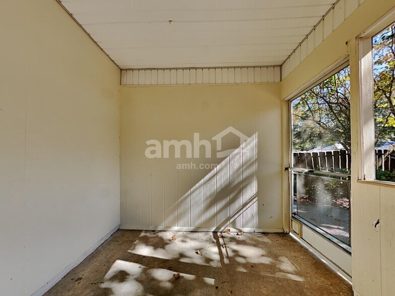 Building Photo - 4511 Loveland Pass Dr E