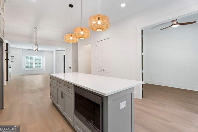 Building Photo - 173 Brush Creek Ct