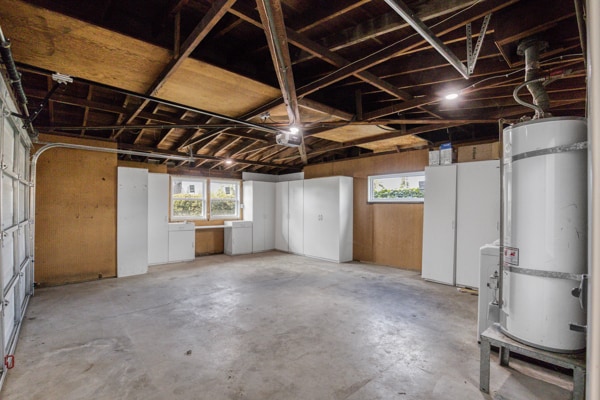 Building Photo - 8666 Keokuk Ave