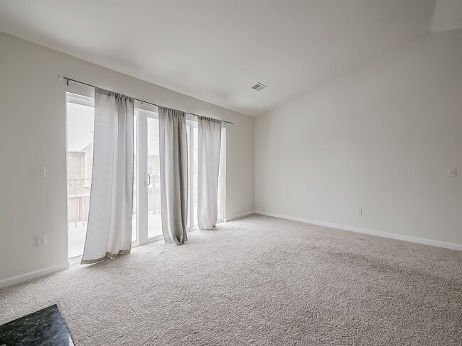 Building Photo - AVAILABLE NOW! Charming 2-Bed Home in the Heart of Wixom