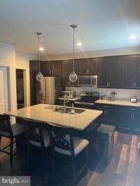 Building Photo - 9510 Hillcrest Dr