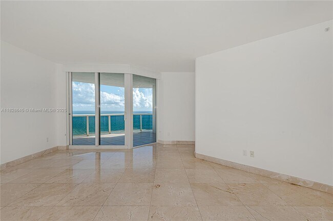 Building Photo - 4779 Collins Ave