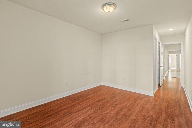 Building Photo - 1724 Master St