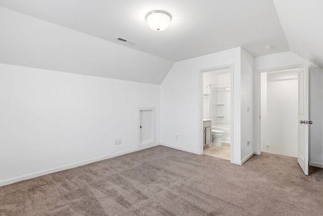 Building Photo - Experience Luxury Living in Reedy Fork