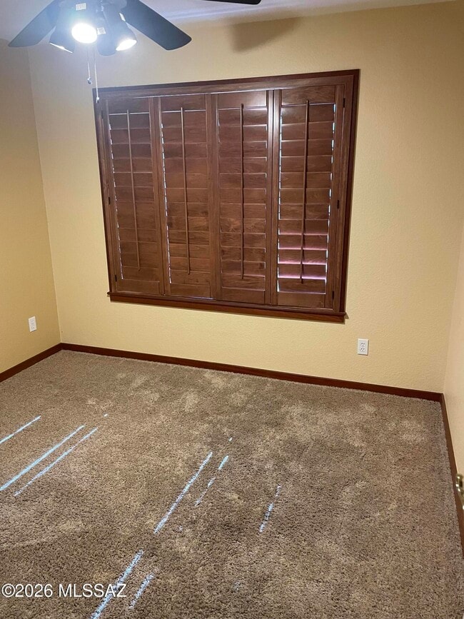 Building Photo - 9175 N Palm Brook Dr