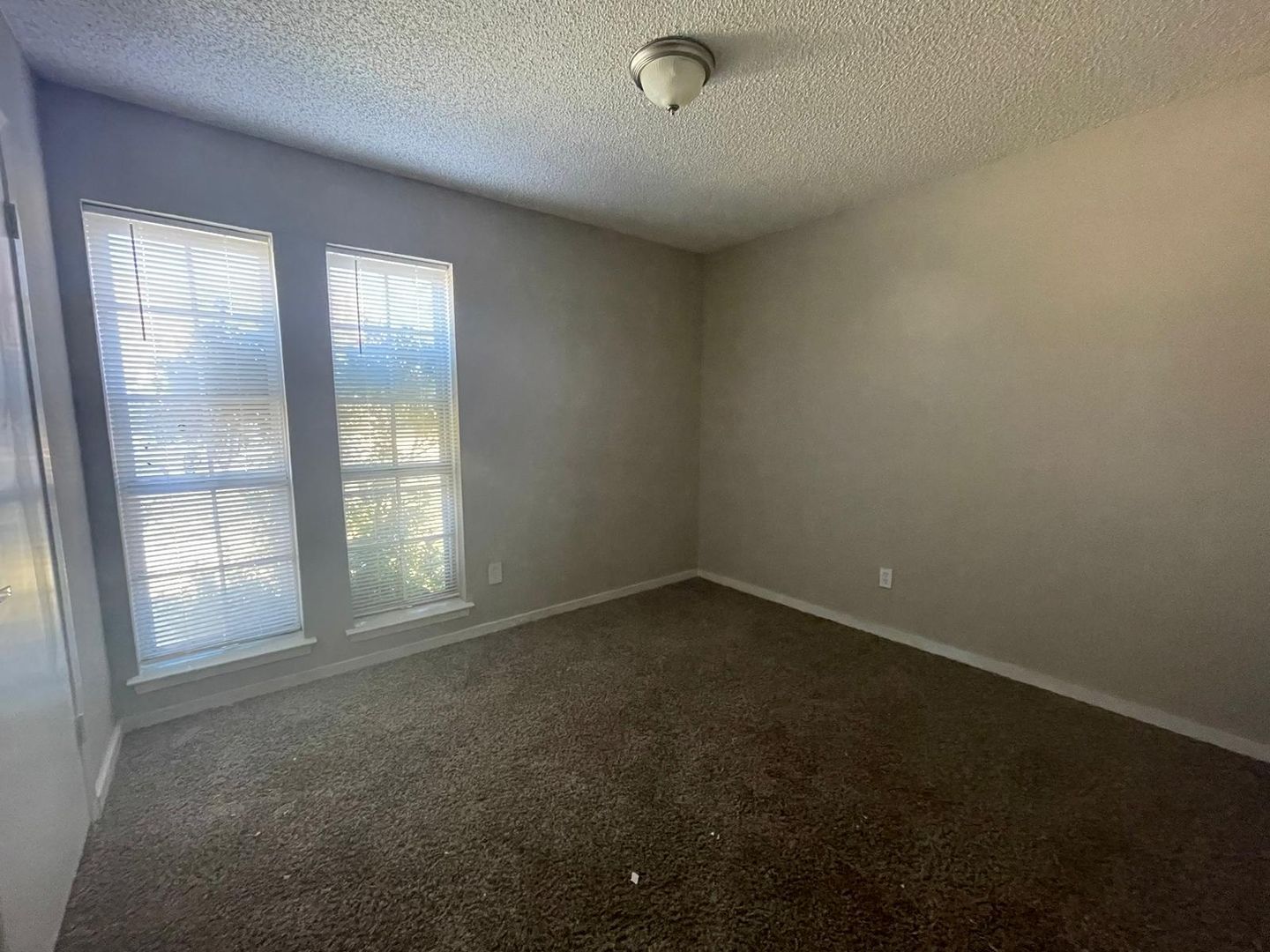 Building Photo - 6840 Margaret Dr