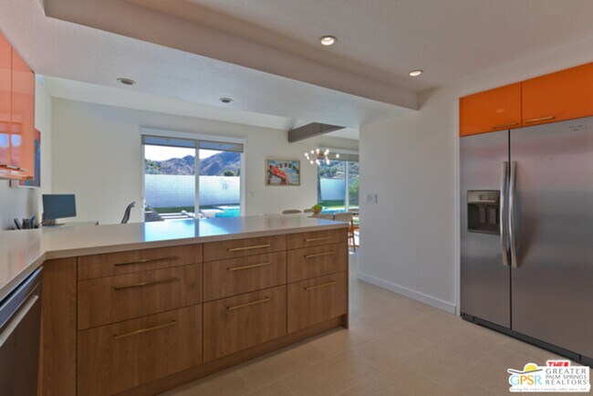 Building Photo - 3545 Ridgeview Cir S