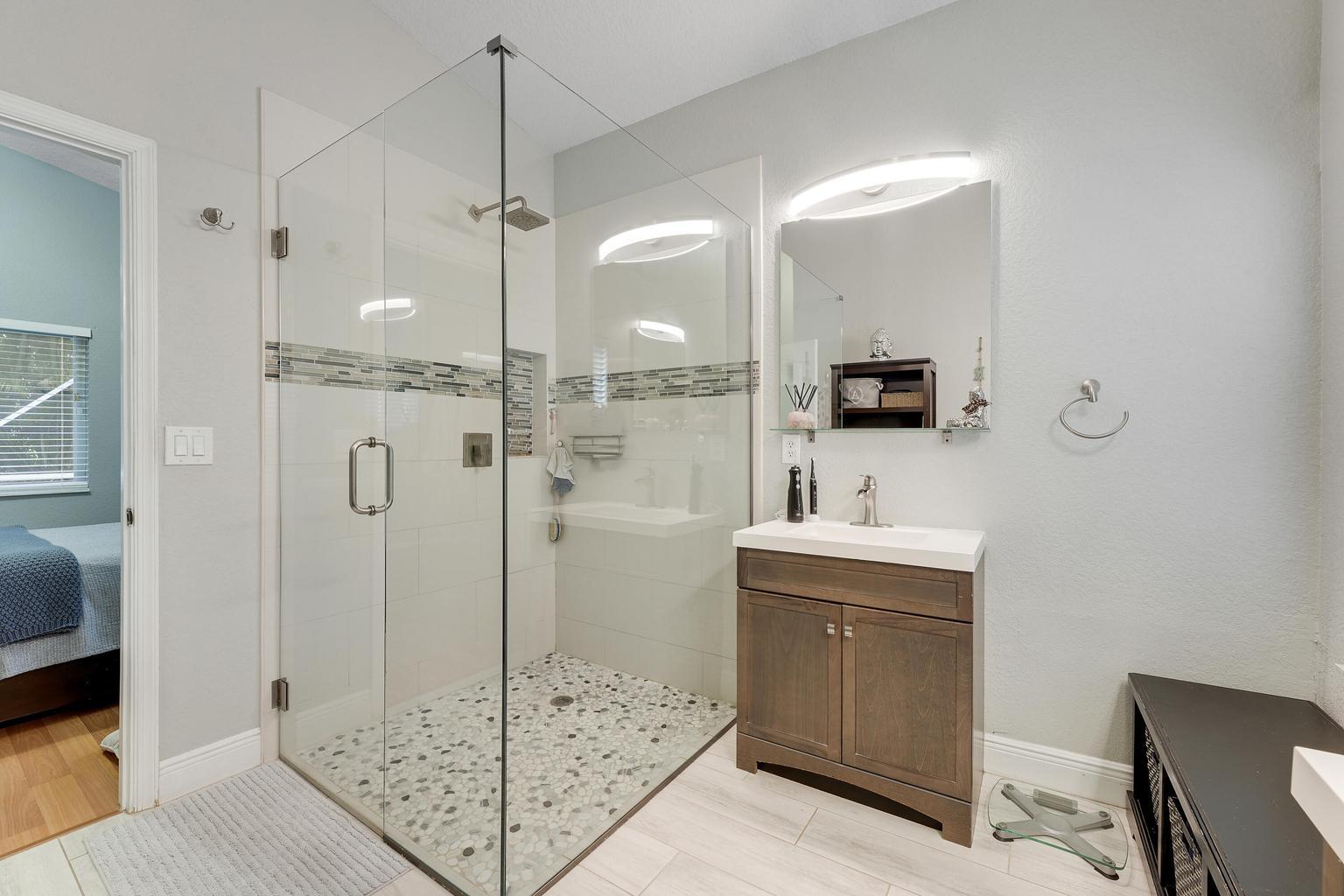 Building Photo - 5959 Durango Dr