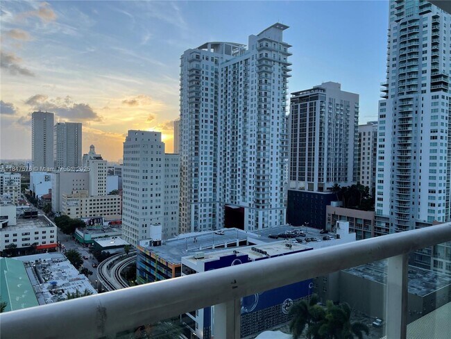 Building Photo - 50 Biscayne Blvd