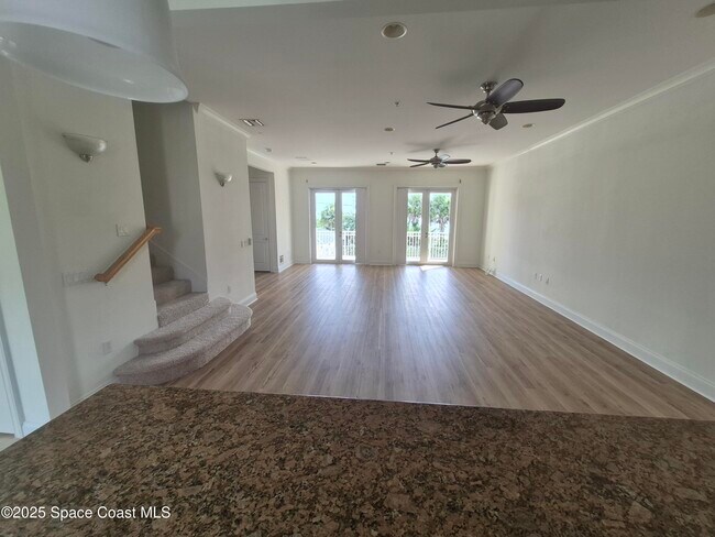 Building Photo - 870 Vignoles Ave NE