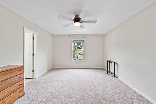 Building Photo - 1421 Lemhurst Rd