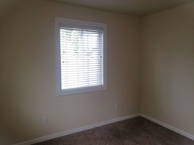 Building Photo - **PENDING** Great West Slope Condo!