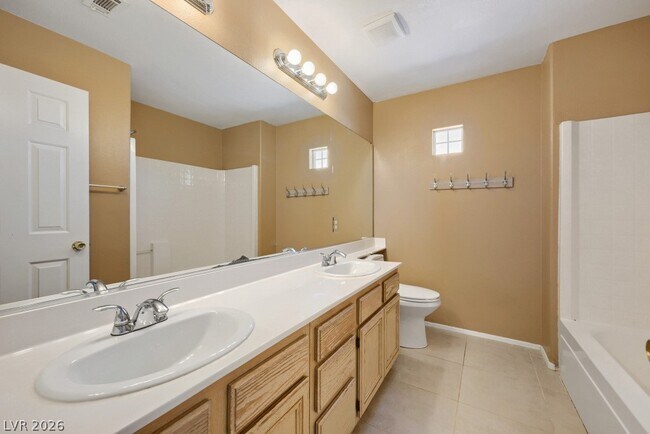 Building Photo - 946 Saddle Horn Dr