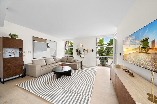 Building Photo - 600 76th St