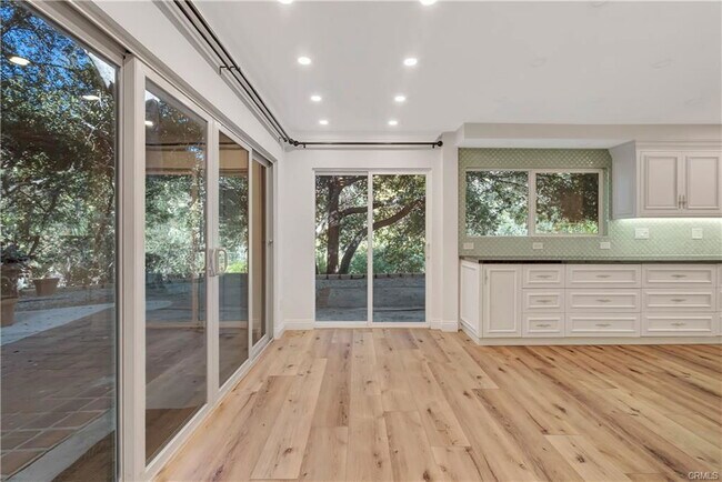 Building Photo - 119 Bell Cyn Rd