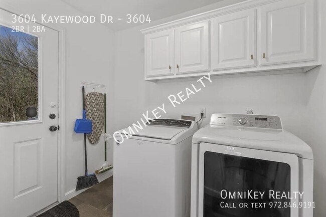Building Photo - 3604 Kayewood St