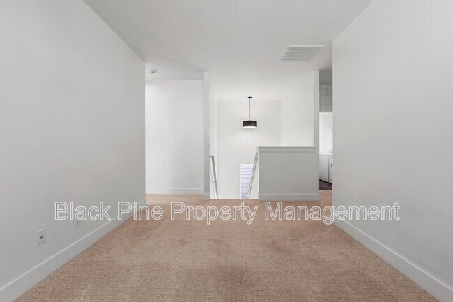 Building Photo - 7184 W Riverwood St