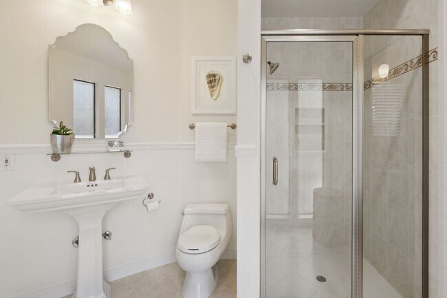 Building Photo - Single Level Luxury Home in Carmichael