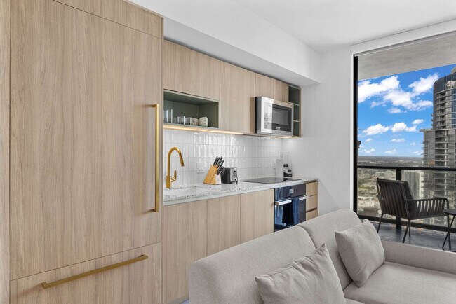 Building Photo - 159 NE 6th St