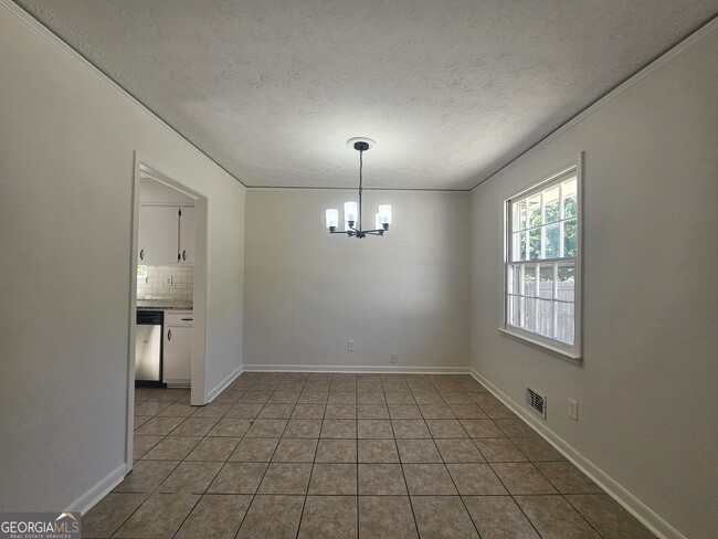 Building Photo - 2293 Lanier Pl