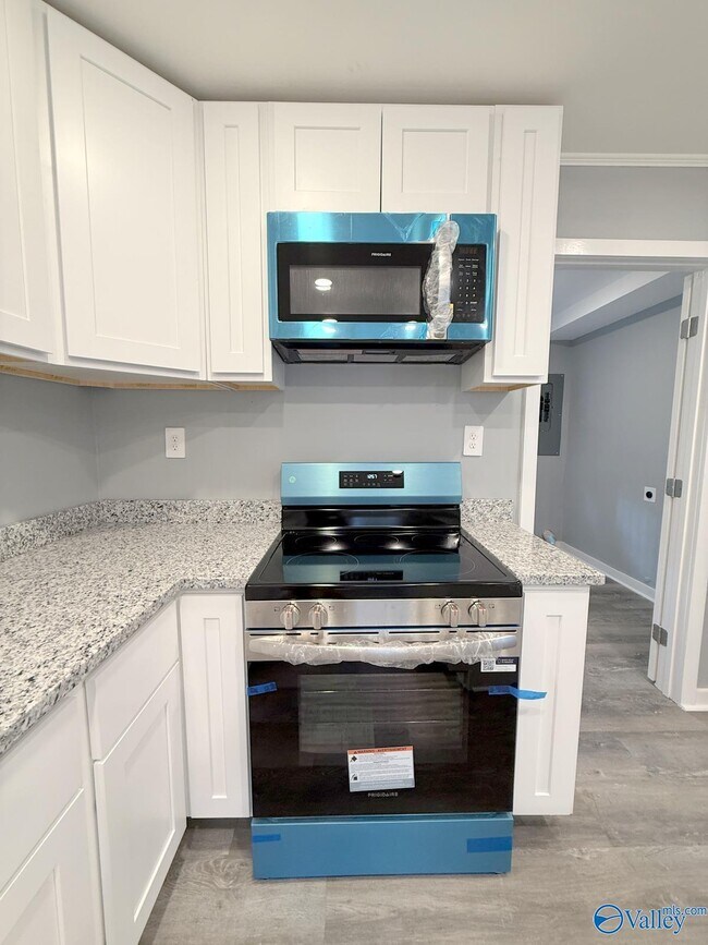 Building Photo - 3316 Clopton St SW