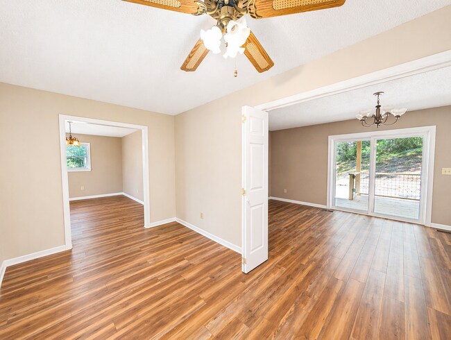 Building Photo - Marion Long Term Rental!