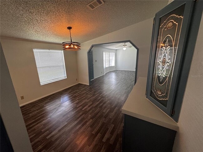 Building Photo - 1827 Leesburg Blvd