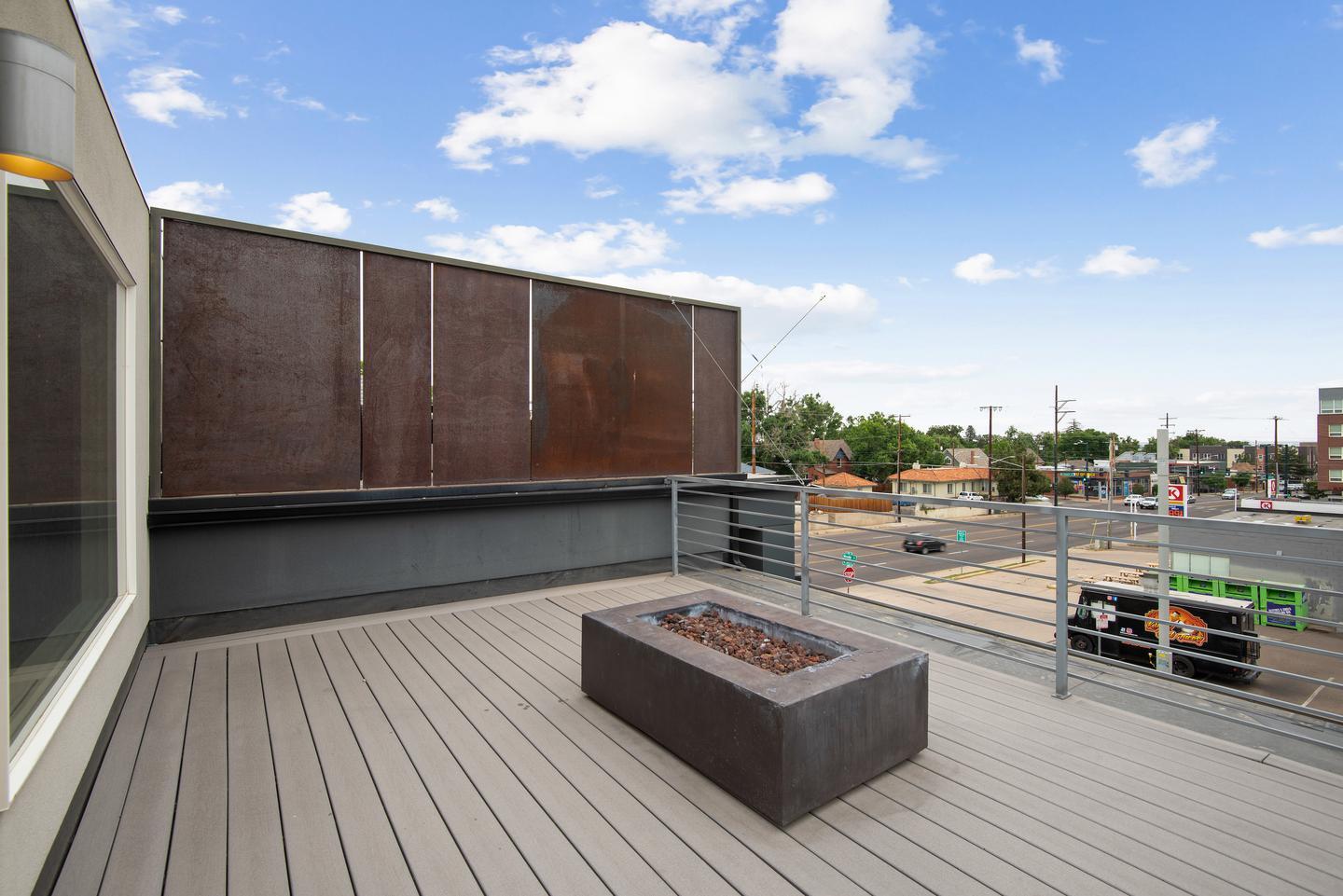 Building Photo - 3791 Meade St