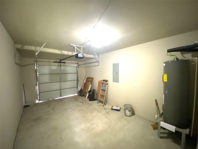 Building Photo - 4411 Buena Vista St