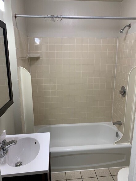 Building Photo - 4031 Locust St