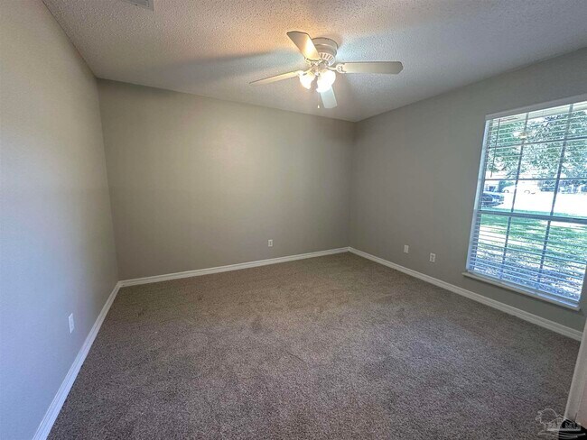 Building Photo - 3202 Swan Ln