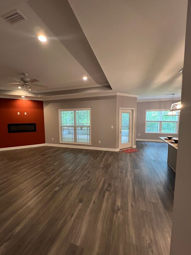Building Photo - 112 Bellwood Trail