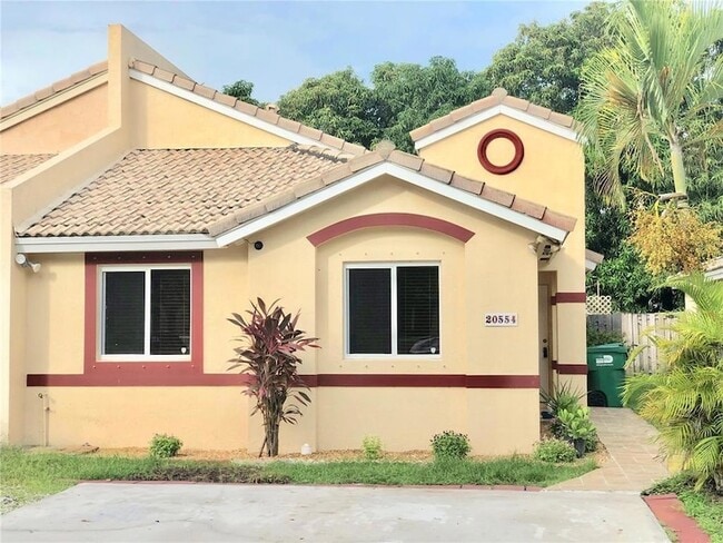 Primary Photo - 20554 SW 93rd Ave
