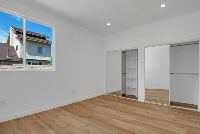 Building Photo - Modern 5-Bedroom 5 bath Home for Lease in ...
