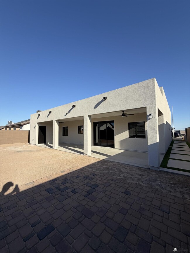 Building Photo - 4772 E Jett St