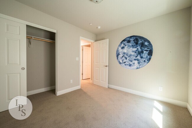 Building Photo - Canvas Collection at Copper River Ranch, 3BR/2.5BA, Built 2018, Gated Community - Lots of Amenities