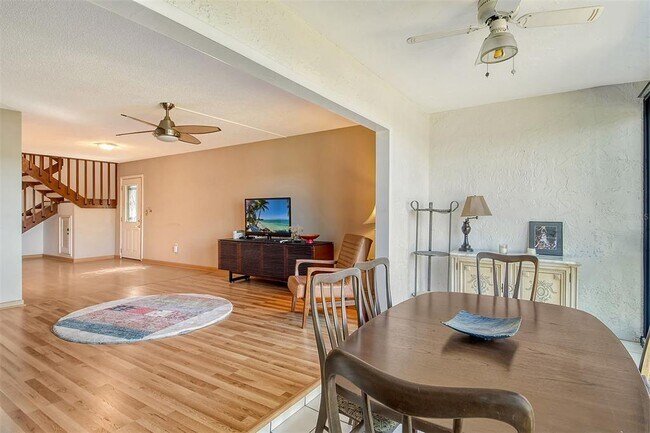 Building Photo - 1601 Bayhouse Point Dr