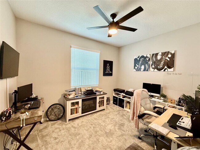 Building Photo - 6255 Golden Bch Dr