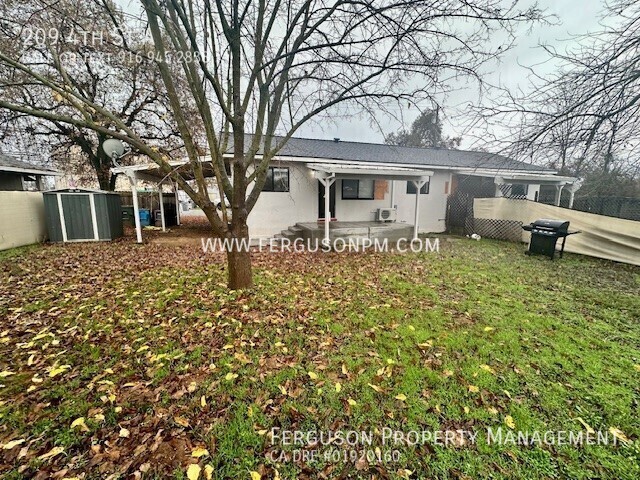 Building Photo - Cute Two Bedroom Duplex in Wheatland