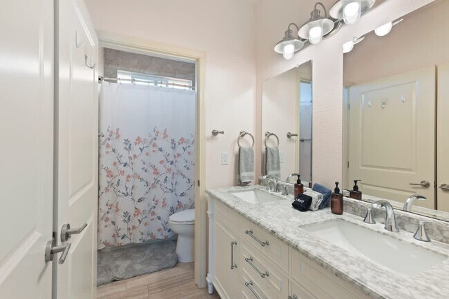 Building Photo - 17055 Rock Rd