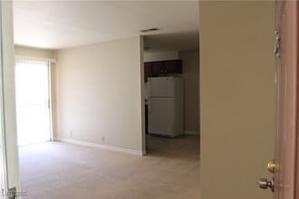 Building Photo - 4310 Sandy River Dr