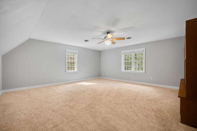 Building Photo - 4 Bedroom Home on 3.65 Acres in Moseley – Available September 22nd – $3,500/mo