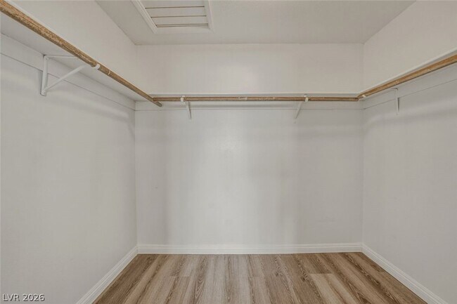 Building Photo - 6760 W Oakey Blvd