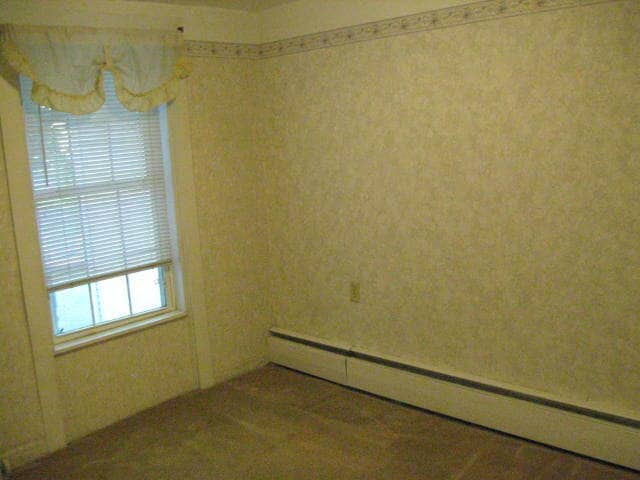 Middle bedroom - 118 S 17th St