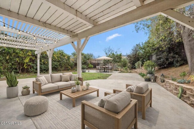 Building Photo - 3792 San Felipe Ave