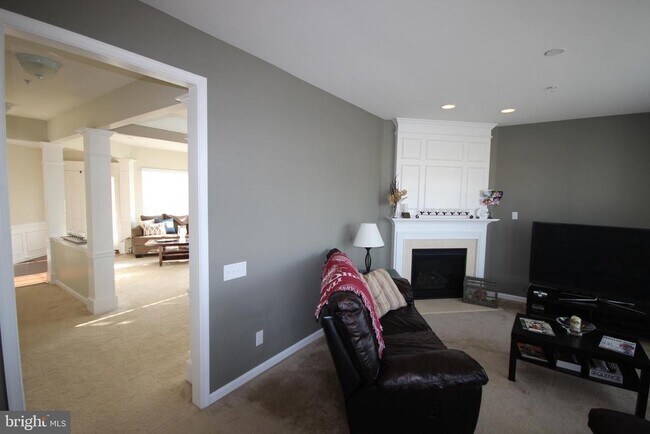 Building Photo - 299 N Caldwell Cir