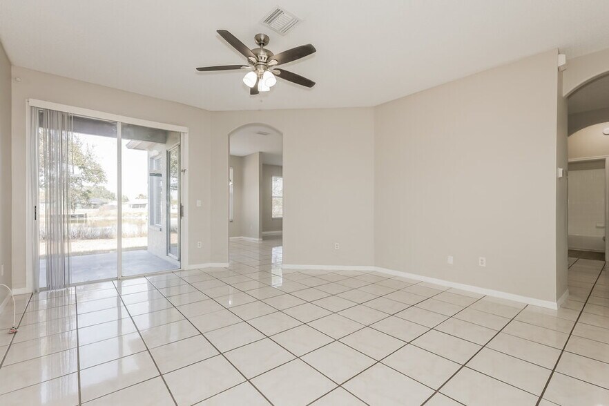 Building Photo - 1223 Alpine Lake Dr